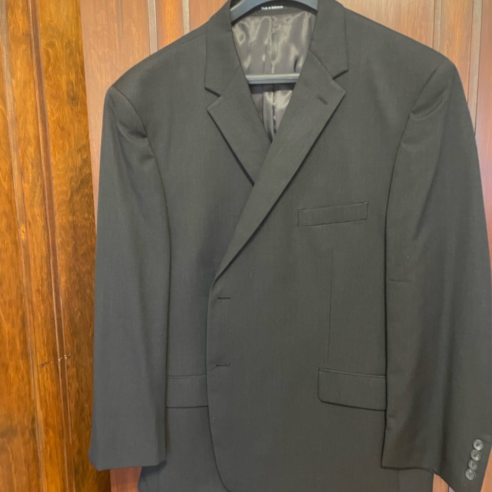 Pronto Uomo Black Suit Timeless Elegance 54R Never Worn